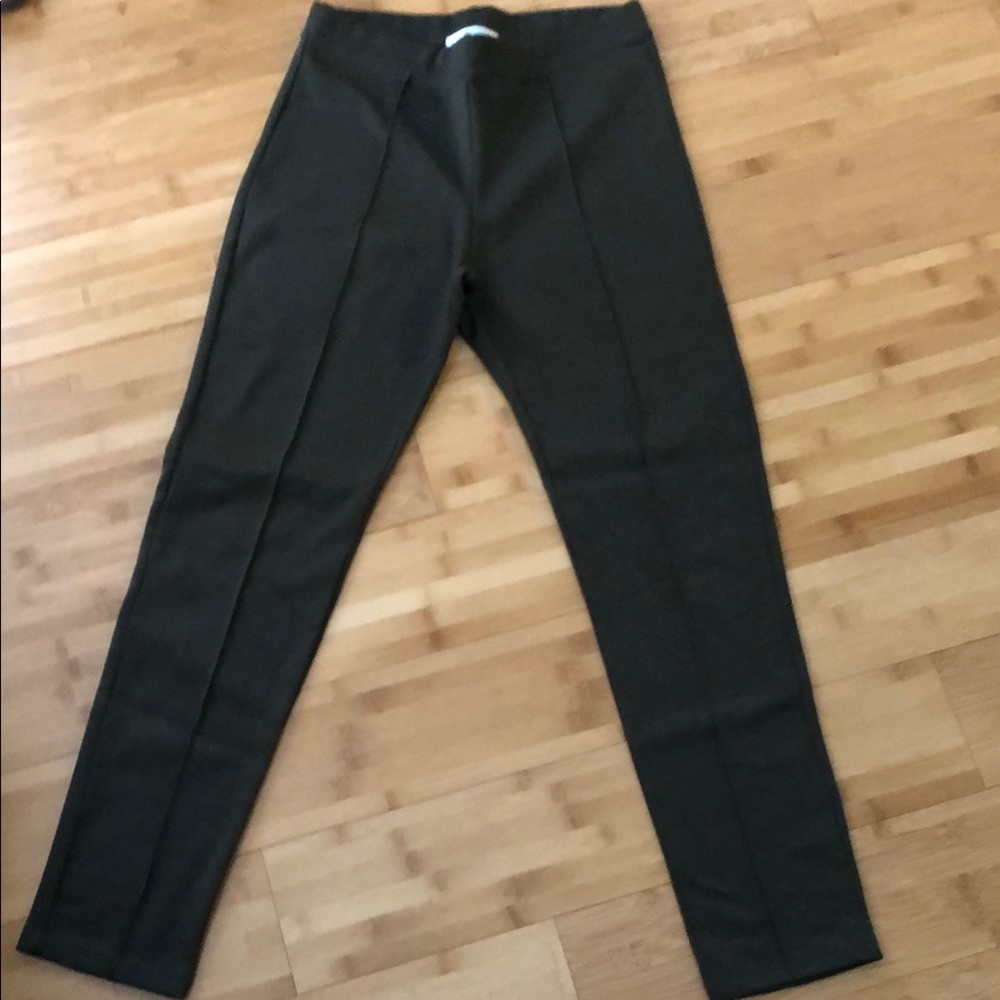 Femme by tresics green leggings